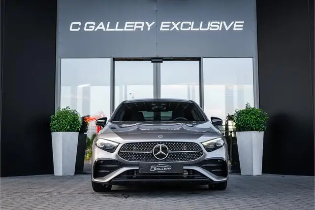 Photo 1 : Mercedes-benz Classe A 2023 Essence