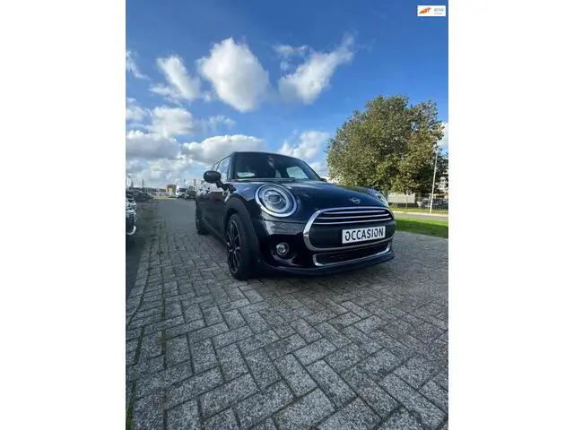 Photo 1 : Mini One 2021 Petrol