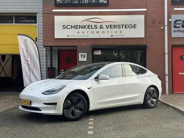 Photo 1 : Tesla Model 3 2019 Électrique