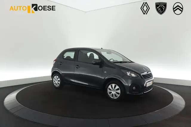 Photo 1 : Peugeot 108 2020 Essence