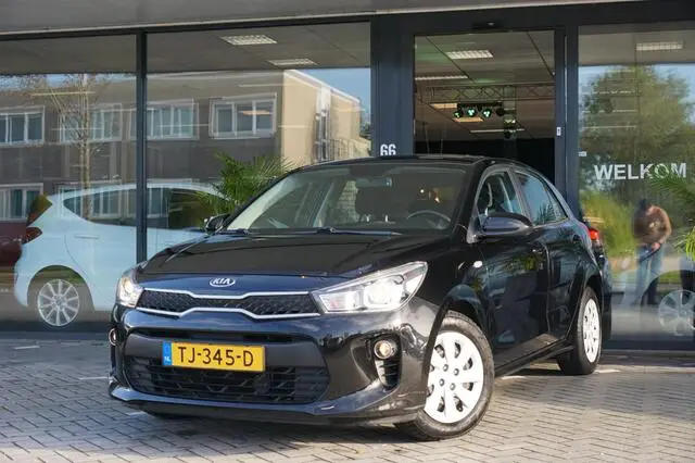 Photo 1 : Kia Rio 2018 Petrol