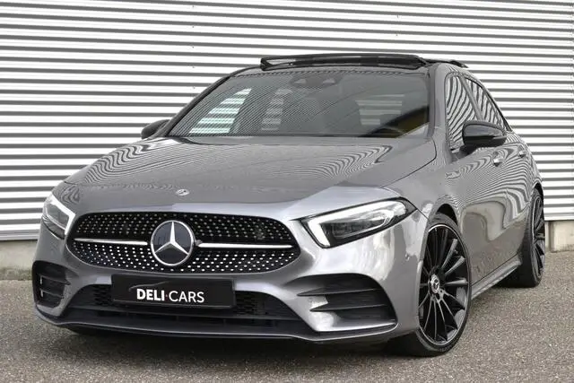 Photo 1 : Mercedes-benz Classe A 2018 Essence