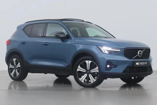 Photo 1 : Volvo Xc40 2023 Hybrid