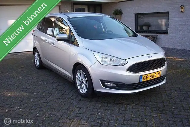 Photo 1 : Ford Grand C-max 2015 Essence