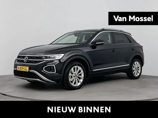 Photo 1 : Volkswagen T-roc 2023 Essence