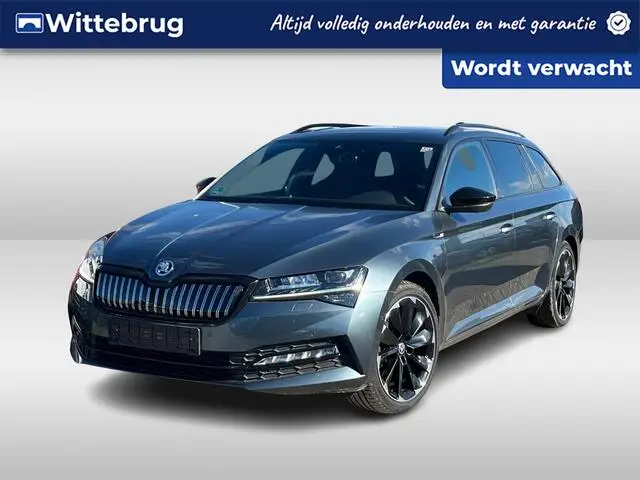 Photo 1 : Skoda Superb 2021 Hybride