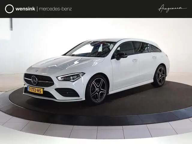 Photo 1 : Mercedes-benz Classe Cla 2023 Petrol