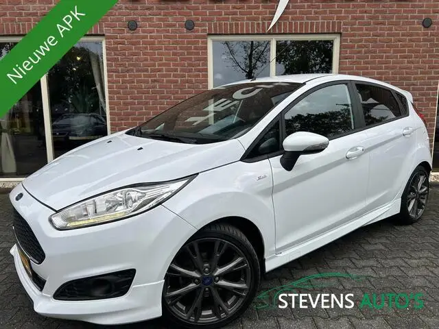 Photo 1 : Ford Fiesta 2017 Petrol