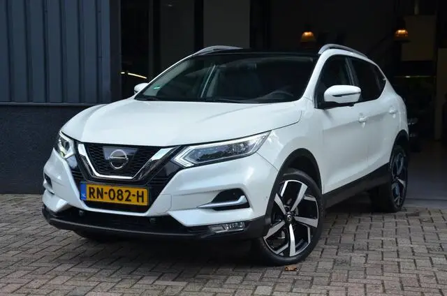 Photo 1 : Nissan Qashqai 2017 Essence