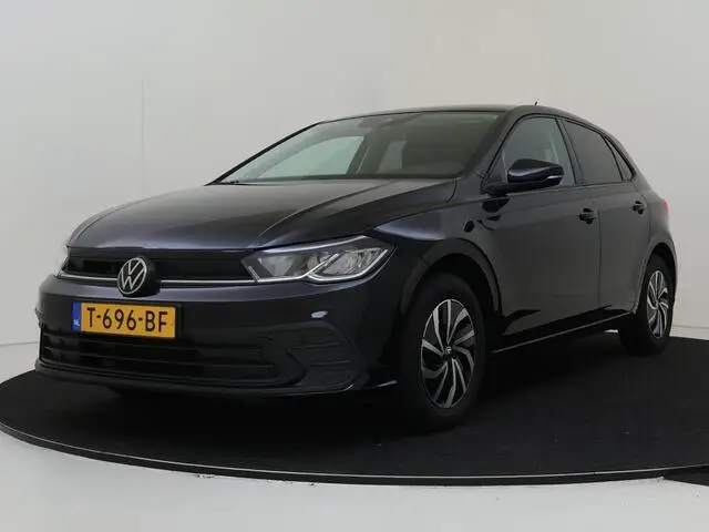 Photo 1 : Volkswagen Polo 2023 Petrol