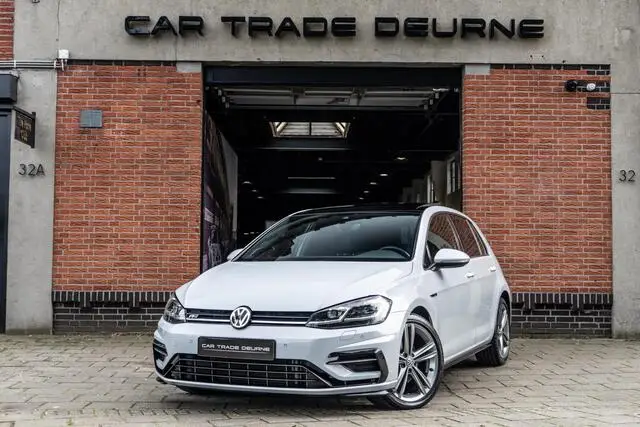 Photo 1 : Volkswagen Golf 2017 Essence