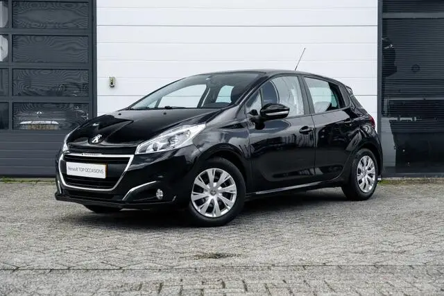 Photo 1 : Peugeot 208 2018 Petrol