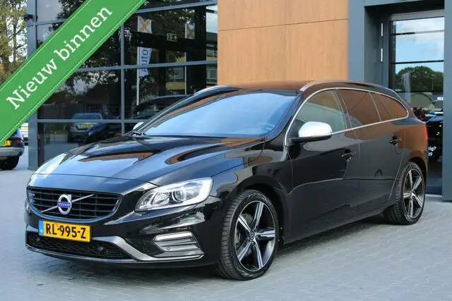 Photo 1 : Volvo V60 2018 Diesel