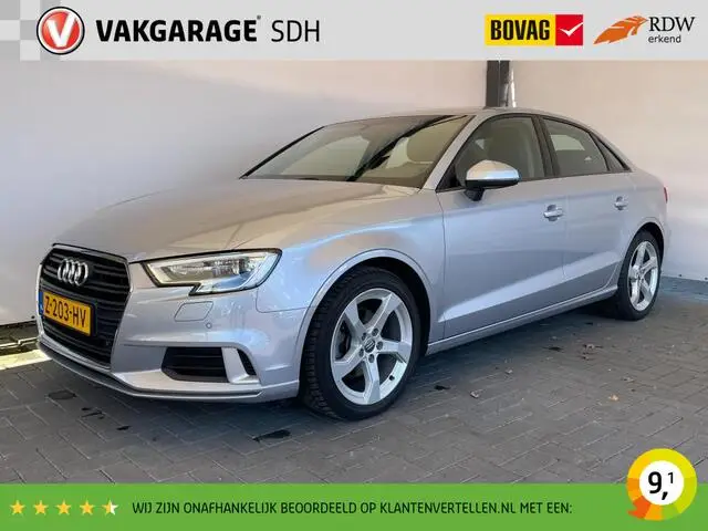 Photo 1 : Audi A3 2018 Essence