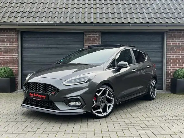 Photo 1 : Ford Fiesta 2019 Petrol