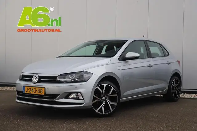 Photo 1 : Volkswagen Polo 2020 Essence