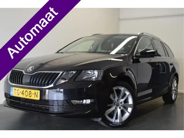 Photo 1 : Skoda Octavia 2018 Petrol