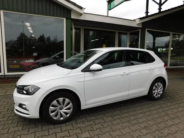 Photo 1 : Volkswagen Polo 2021 Petrol