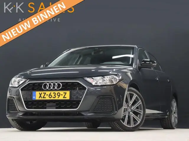 Photo 1 : Audi A1 2019 Essence