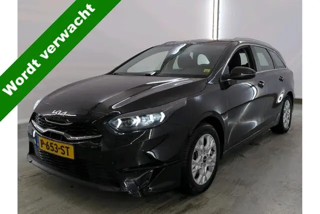 Photo 1 : Kia Ceed 2022 Petrol