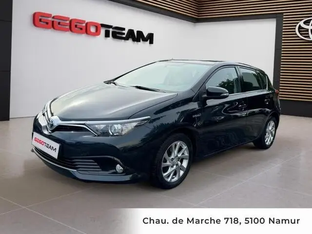 Photo 1 : Toyota Auris 2015 Hybride