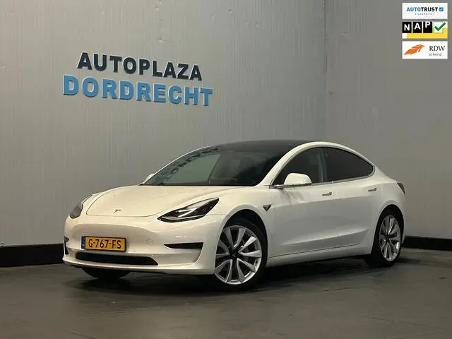 Photo 1 : Tesla Model 3 2019 Électrique