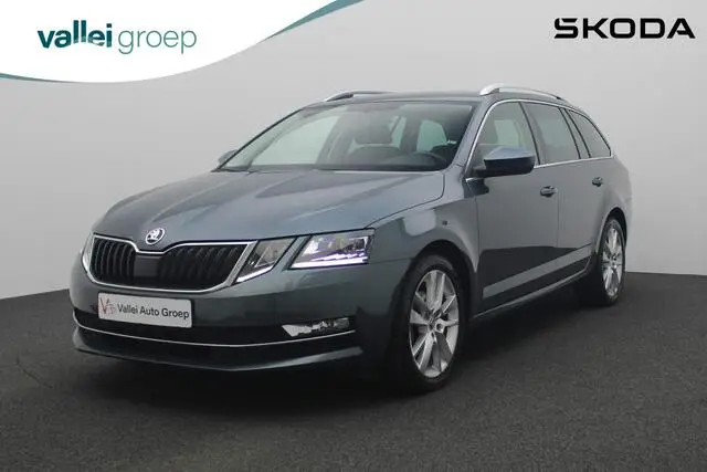 Photo 1 : Skoda Octavia 2019 Petrol