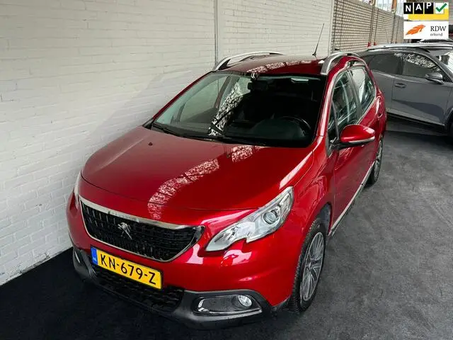 Photo 1 : Peugeot 2008 2016 Essence