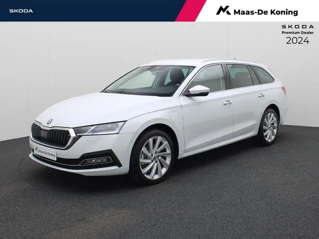 Photo 1 : Skoda Octavia 2024 Hybride