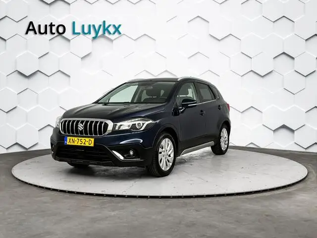 Photo 1 : Suzuki Sx4 2019 Petrol