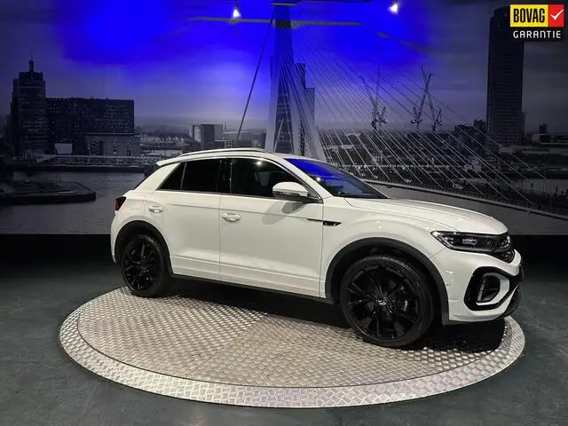 Photo 1 : Volkswagen T-roc 2022 Essence