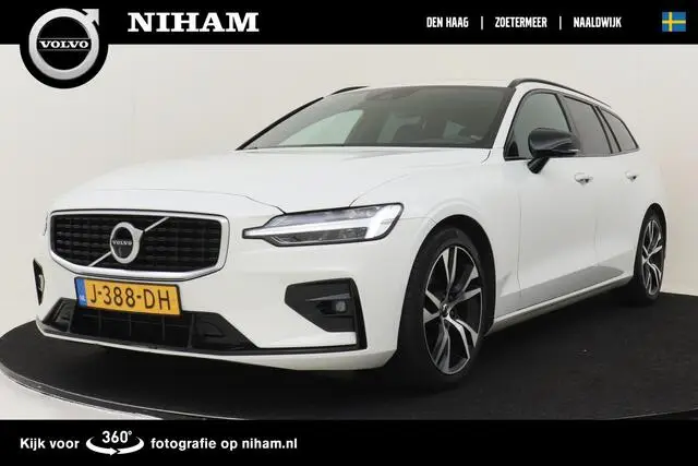 Photo 1 : Volvo V60 2020 Petrol