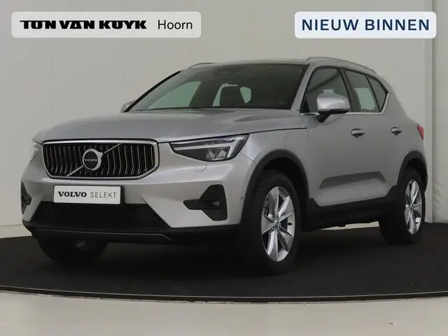 Photo 1 : Volvo Xc40 2023 Hybride