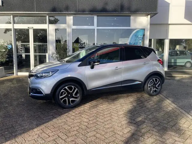 Photo 1 : Renault Captur 2015 Petrol