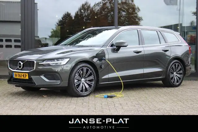 Photo 1 : Volvo V60 2020 Hybride