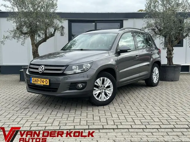 Photo 1 : Volkswagen Tiguan 2015 Petrol