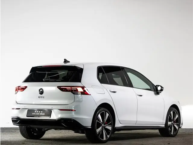 Photo 1 : Volkswagen Golf 2022 Hybride