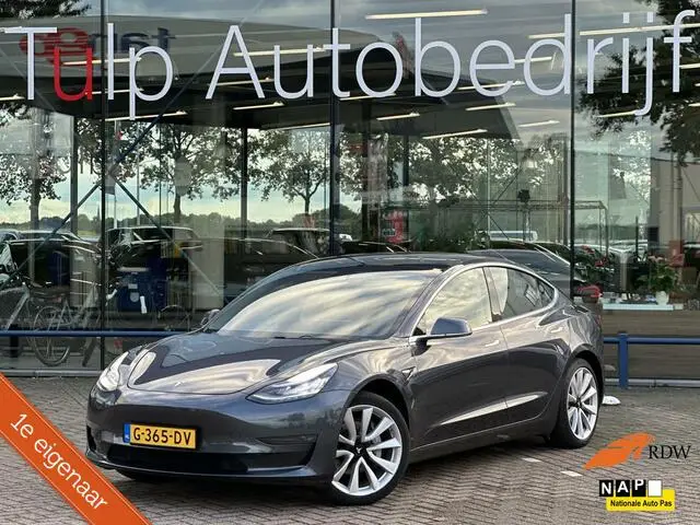 Photo 1 : Tesla Model 3 2019 Électrique