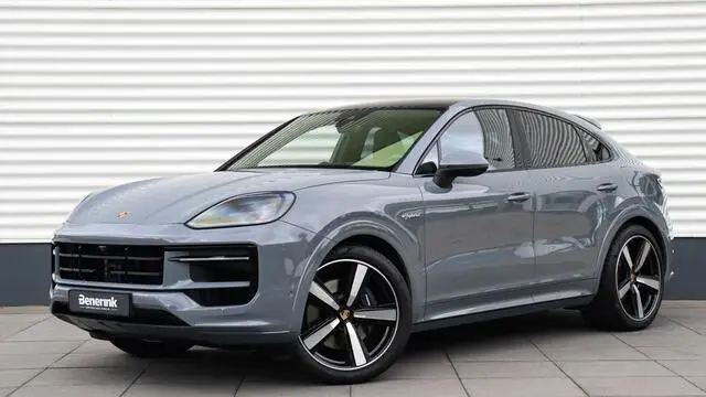 Photo 1 : Porsche Cayenne 2023 Hybride