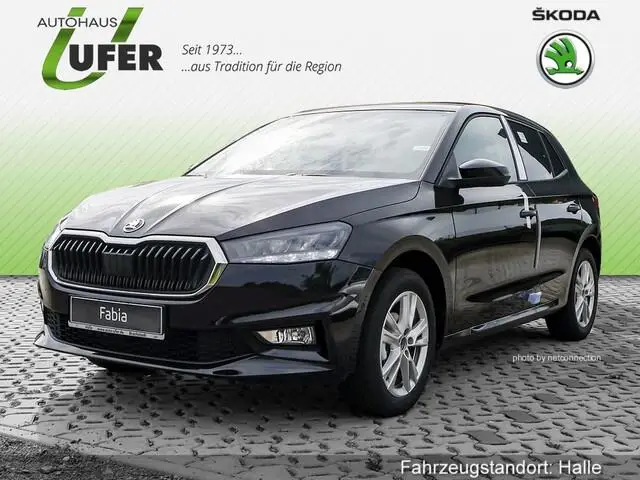 Photo 1 : Skoda Fabia 2021 Petrol