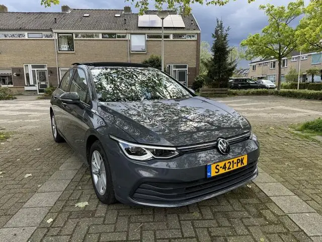 Photo 1 : Volkswagen Golf 2021 Petrol