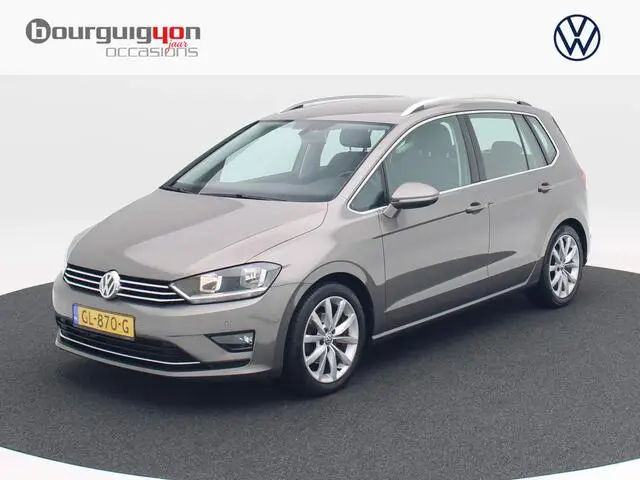 Photo 1 : Volkswagen Golf 2015 Petrol