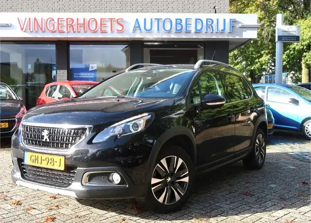 Photo 1 : Peugeot 2008 2018 Petrol