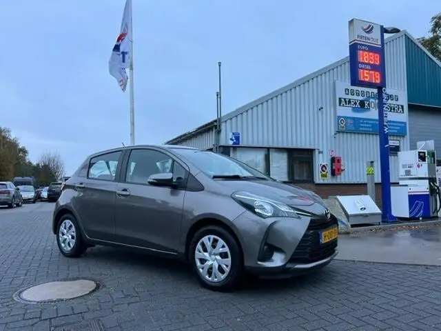 Photo 1 : Toyota Yaris 2020 Petrol