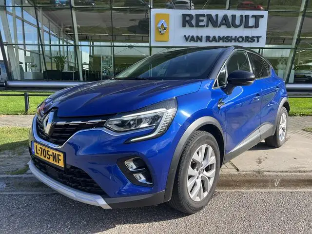 Photo 1 : Renault Captur 2021 Essence