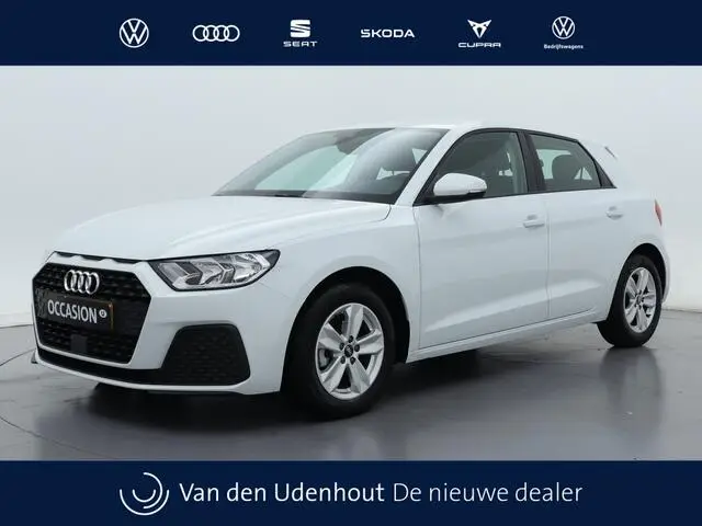 Photo 1 : Audi A1 2023 Essence