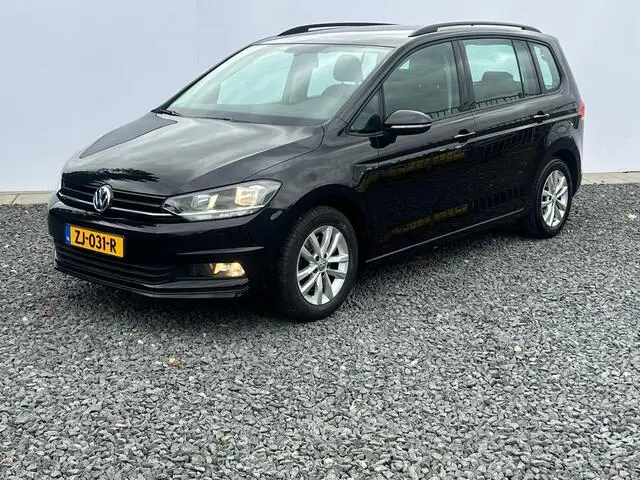 Photo 1 : Volkswagen Touran 2018 Petrol