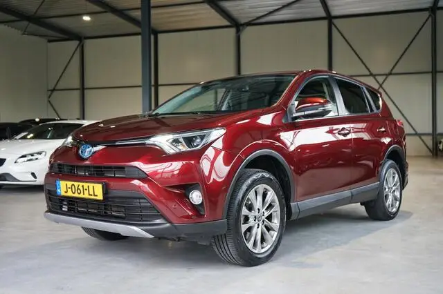 Photo 1 : Toyota Rav4 2016 Hybrid