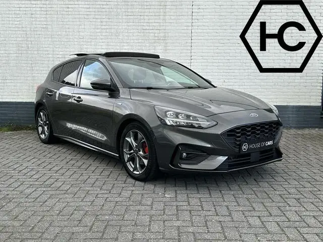 Photo 1 : Ford Focus 2020 Petrol