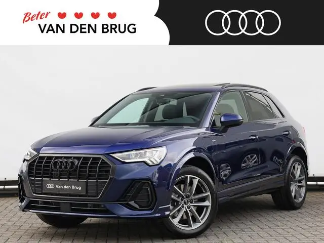 Photo 1 : Audi Q3 2024 Hybride